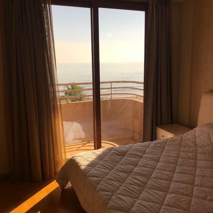 Sea View Central Apt Ithaki Larnaca Esterno foto