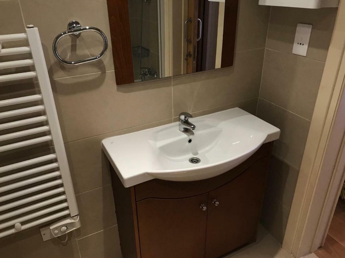 Sea View Central Apt Ithaki Larnaca Esterno foto