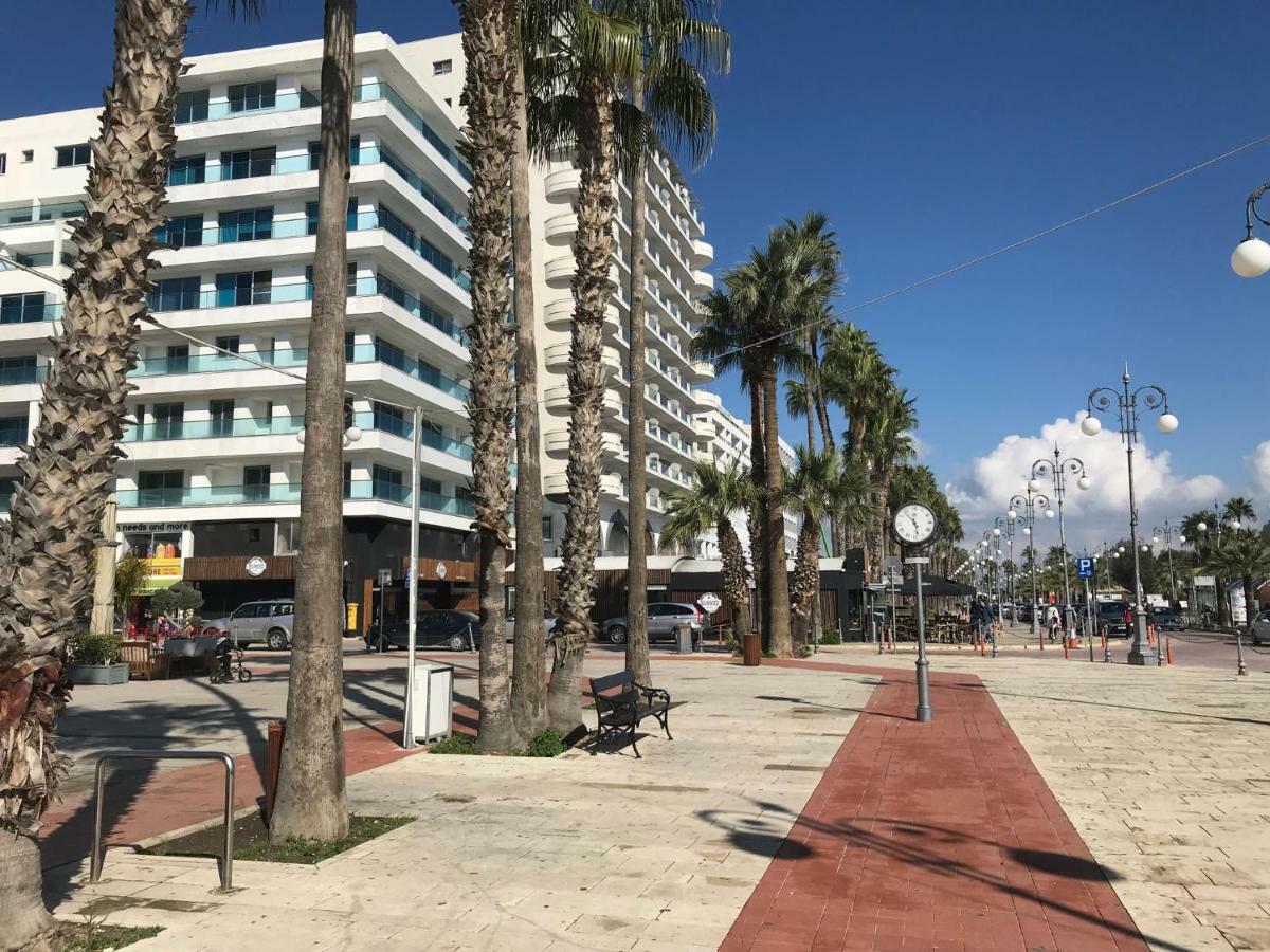 Sea View Central Apt Ithaki Larnaca Esterno foto